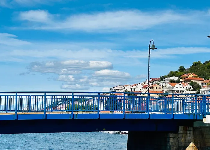 Toma - House By The Sea Apartamento